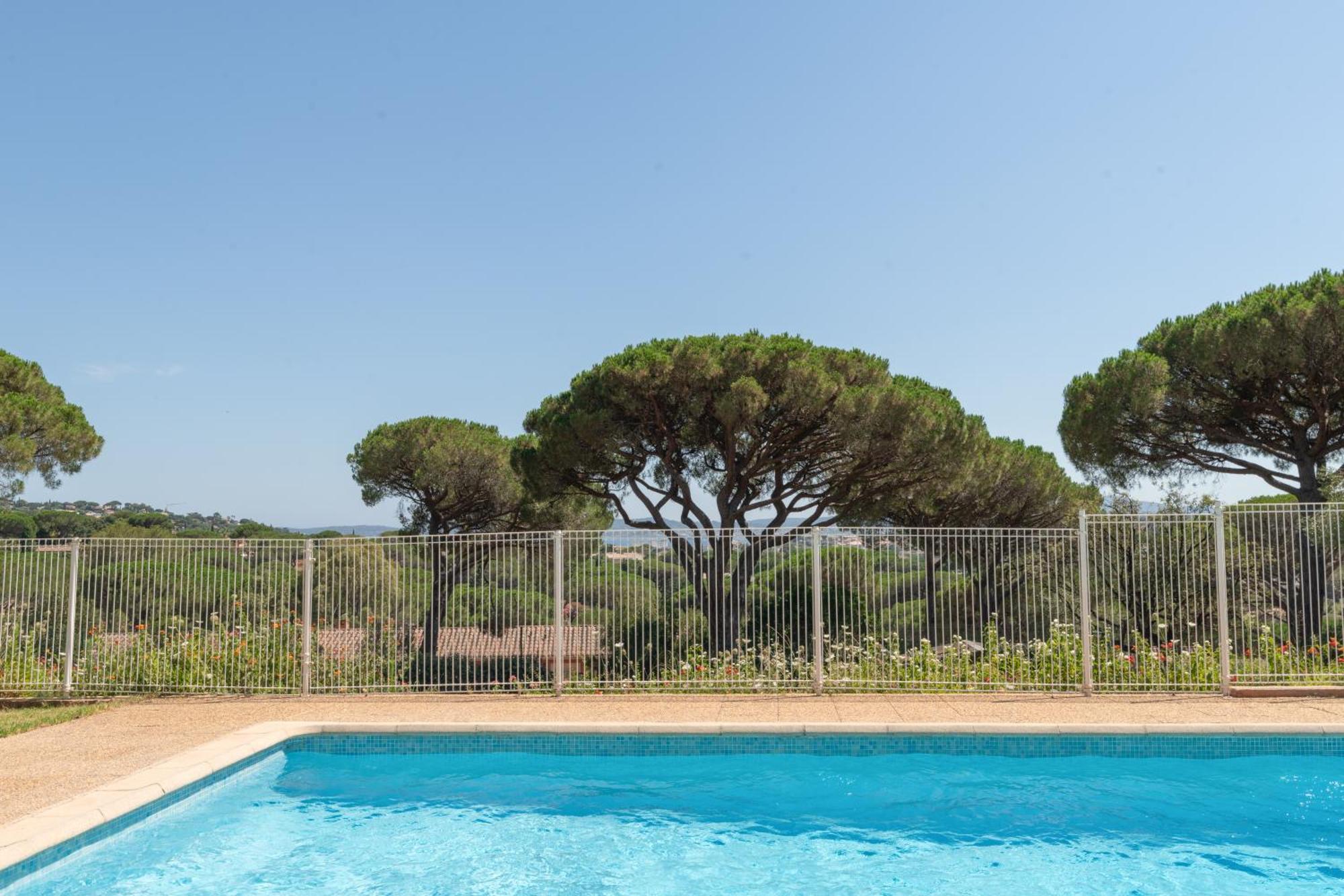 Joli Mazet Clim Vue St Tropez Villa Sainte-Maxime Exterior foto